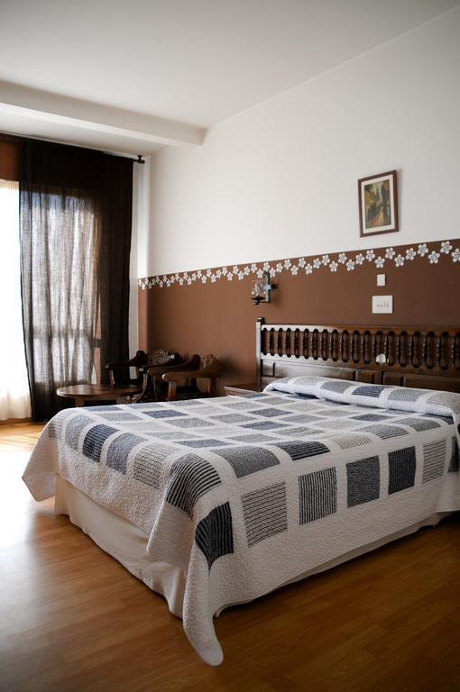 Hotel Eumesa Puentedeume Room photo